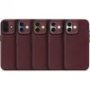 Decoded Echtleder Back Cover Hülle für Apple iPhone 17 - Dark Ruby 8